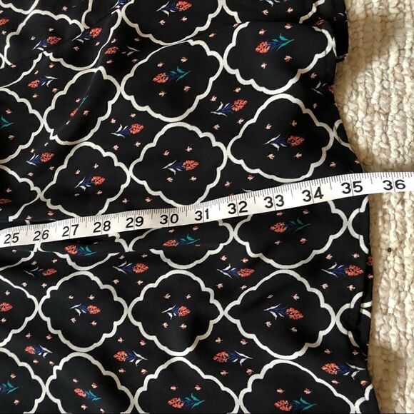 𝅺DR2 black and‎ red floral shift mod dress size XS - Picture 11 of 13
